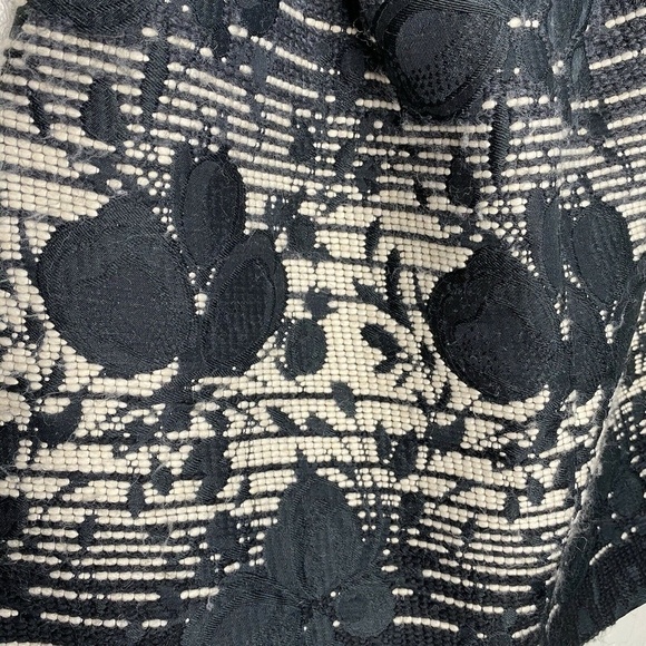 Anna Sui Black & White embroidered & tweed Skirt - Picture 3 of 5
